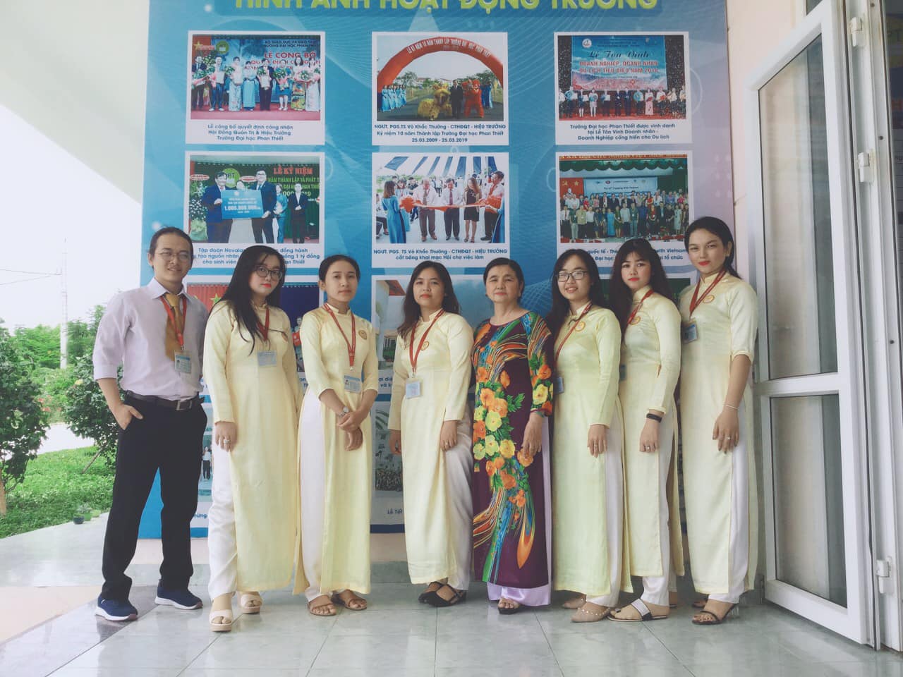 Bảo vệ thành công báo cáo Tốt Nghiệp sinh viên khóa 2016 ĐH Ngôn ngữ Anh (tiếp)